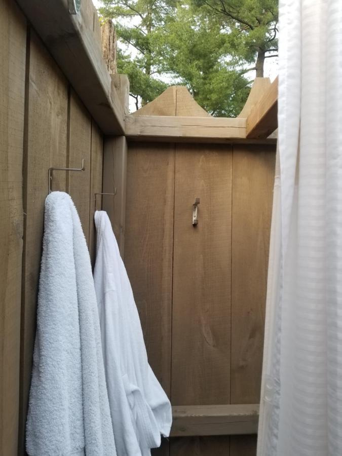 גרייבנהרסט Four Ninety Muskoka B & B מראה חיצוני תמונה